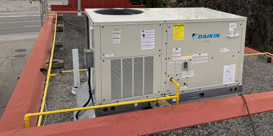 commercial-hvac-industrial-Rooftop-Carrier-to-Daikin-3-ton-upgrade-Scarborough-after-front-view